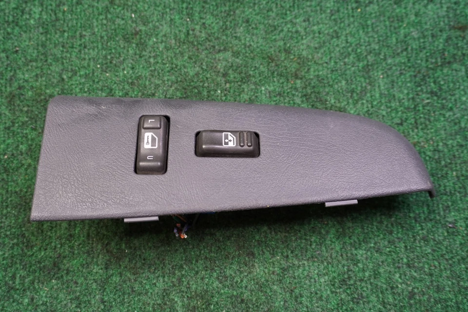 2002 Chevrolet Silverado 2500 Left Driver Window Switch 2083189948 OEM - Изображение 1 из 4