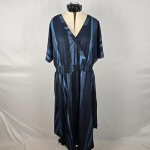 Bloomchic Kleid Damen 3X Blau Gestreift Kurzarm Gerafft Flatter Wickel Neu mit Etikett - Bild 1 von 13