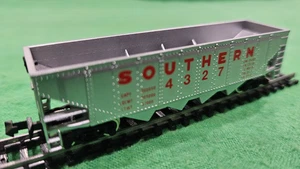 Model Power 83221 - Spur N 40' Bay Hopper Southern Modelleisenbahn Güterwagen - Bild 1 von 4