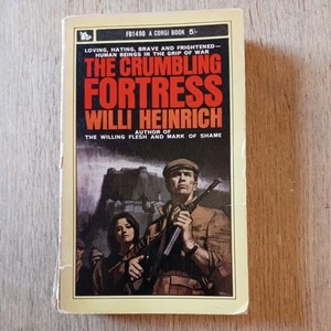 The Crumbling Fortress by Willi Heinrich 1964 Vintage Corgi Books - Picture 1 of 7