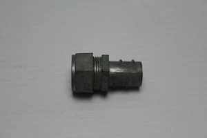 1611 Regal 1/2" Compression EMT to1/2" Flex Screw-In Coupling ( Lot of 5 ) - Picture 1 of 4