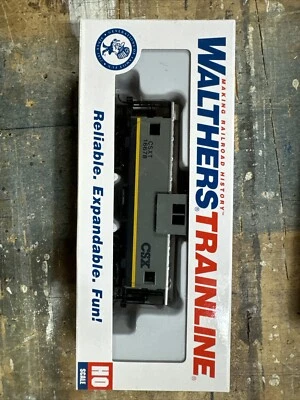 Walthers Trainline HO Scale Model CSX Transportation Vision Caboose - Image 1 of 2