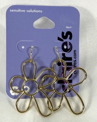 Pendientes colgantes Claire's Sensitive tono dorado contorno margarita 1" nuevos con etiquetas Foto 1 de 2