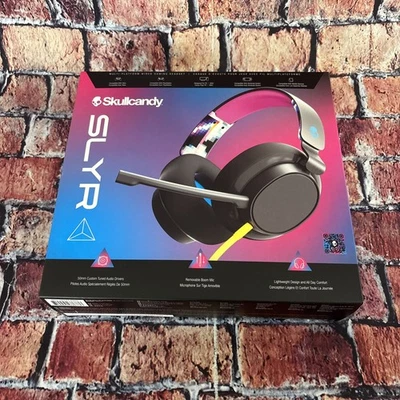 Skullcandy SLYR Lightweight Multi Platform Gaming Headset With Boom Mic NEW - Image 1 of 4