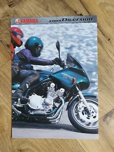 YAMAHA XJ900S DIVERSION MOTORCYCLE Sales Brochure c2000 #3MC-0107015-00E - Picture 1 of 4