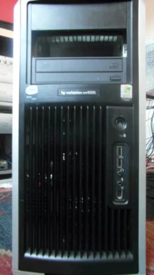 HP XW8200 Workstation Dual Xeon 3.0Ghz CPU 2GB RAM  Nvidia Quadro - Image 1 of 2