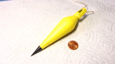 HERRAMIENTAS STANLEY 8,5-oz. PLUMB BOB, EE. UU. Amarillo Contratista Grado EE. UU. Foto 1 de 4