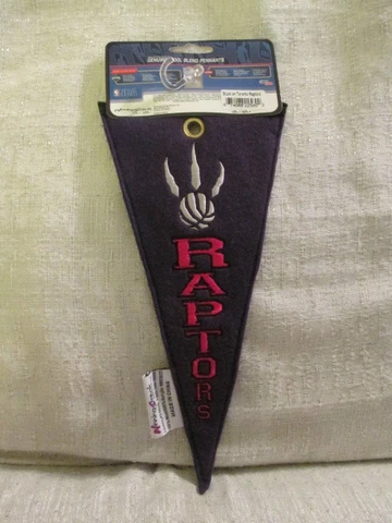 2004 Winning Streak Toronto Raptors NBA Wool Blend Basketball Pennant Cover
