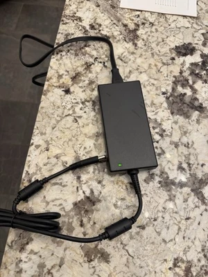 Adaptador cargador de repuesto de CA Dell 180W (0WW4XY) Foto 1 de 3