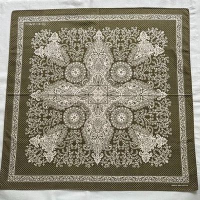 Pañuelo Vintage Bandana Blanco Florido Floral Damasco Algodón Oliva Oscuro 22" Foto 1 de 3
