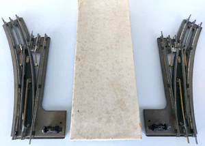 O Gauge HORNBY POINTS - 3 Rail Electric Track / Left & Right - 2ft Radius (A) - Picture 1 of 11