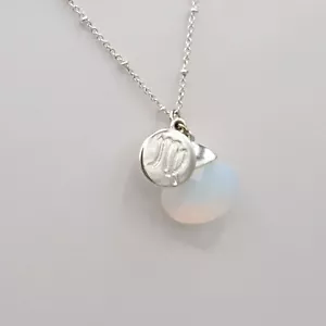Avon PMC Moonstone Pendant Necklace Virgo Zodiac Sign Knotted Silver Tone Chain - Picture 1 of 10