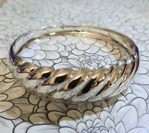 925 Sterling Scalloped Design Bangle Bracelet NEW - Picture 1 of 6
