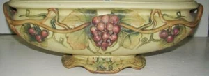 GROßE ovale Porzellankonsole Übertopf/Vase mit Traube & Weinrebe Motiv - Bild 1 von 7