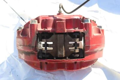 Pinza de freno delantera izquierda del lado del conductor Infiniti Q50 2014-2019 doble pistón OEM Foto 1 de 3