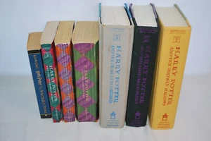 Harry Potter 7 Book Set- 3 Hard Cover & 4 Paperbacks - Bild 1 von 3