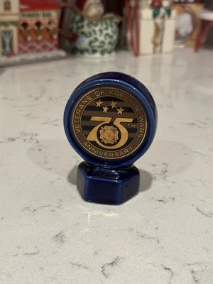 1973 Ezra Brooks Veterans of Foreign Wars 75th Anniversary ceramic decanter top - Image 1 of 4