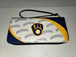Milwaukee Brewers Curve Zip Organizer Ladies Wallet - Picture 1 of 3