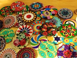 Eyecatcher Bunt Holz Knopf Knöpfe 2,5cm 25mm 10 Stück Bunt 2 - Bild 1 von 2