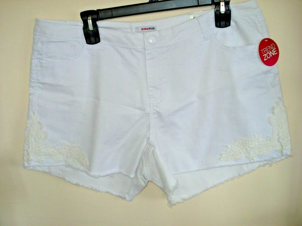 Pantalones cortos de mezclilla con ribete de ganchillo para damas jóvenes talla 18 W Bongo blanco Foto 1 de 2
