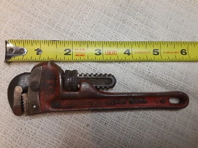 VINTAGE RIDGID RIDGE TOOL CO. 6" ADJUSTABLE PIPE WRENCH ELYRIA OH USA  - Image 1 of 4