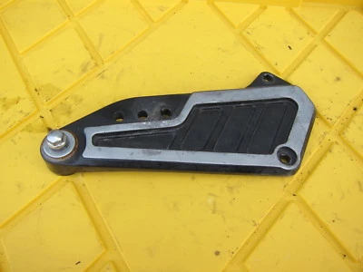 Yamaha Venture Royale XVZ1200D 1984 OEM REPOSAPIÉS DELANTERO DERECHO CLAVIJA SOPORTE DE ESCALÓN Foto 1 de 4