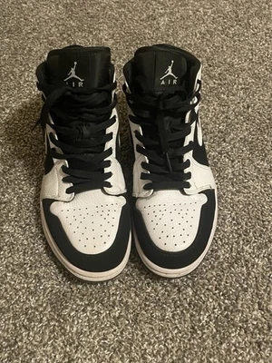 Nike Air Jordan 1 Mid “Esmoquin” Blanco/Negro Talla 9 Para Hombre Foto 1 de 4