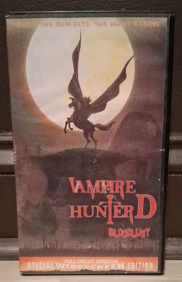 Vampire Hunter D: Bloodlust (VHS, 2001 ) Tested Rare Cover Art Clamshell Used - Image 1 of 4
