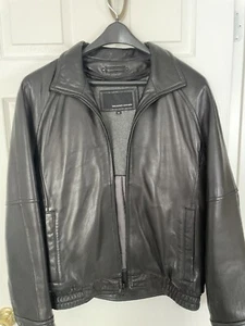 Wilson's Thinsulate Black Leather Bomber Jacket Men's Size M - Picture 1 of 4