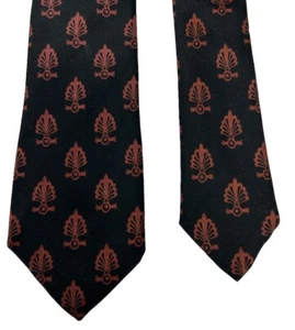 Corbata THE WHITE HOUSE 57"x 2 1/2 Seda Negra con patrón de cresta roja San Francisco De colección - Imagen 1 de 5