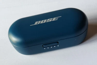 FUNDA DE CARGA Bose azul báltico OEM sin usar para auriculares inalámbricos Bose Sport True Foto 1 de 4