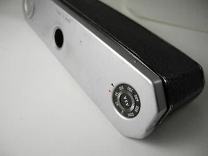 NIKON F ERSATZ HINTERTÜR 1600 ASA HAT PERFEKTE DRUCKPLATTE - Bild 1 von 8