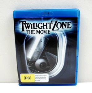 Twilight Zone The Movie Blu Ray 1983 Region All - Free Tracked Postage - Picture 1 of 7