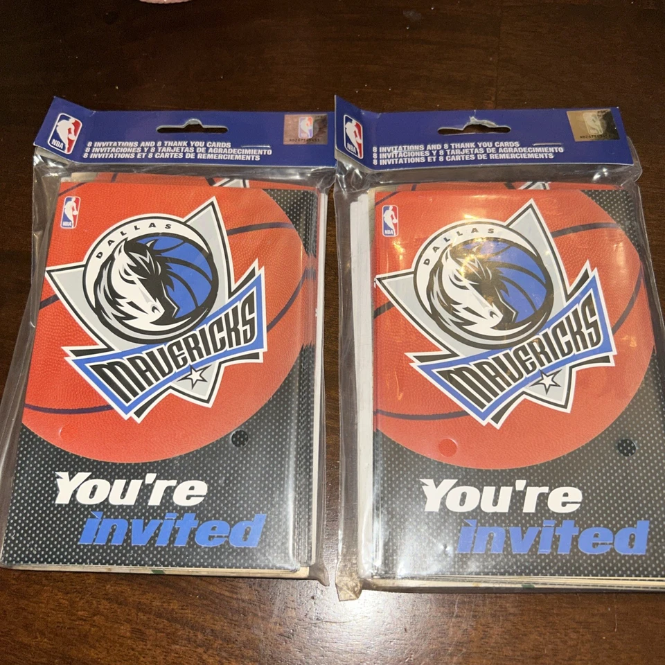 Dallas Mavericks MLB Pro Basketball Party Invitations & Thank You Notes (lot 2 - Image 1 of 3