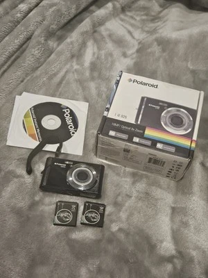 Polaroid  18MP  with Box  - Image 1 of 4