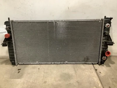 Radiador SE compatible con 00-05 Bonneville 348446 Foto 1 de 4