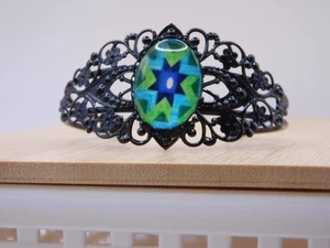 Schönes Armband aus Glas & Metall im Vintage Stil, grün - Bild 1 von 2