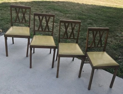 Vintage Set of 4 Folding LEG-O-MATIC Chairs from Lorraine Metal Mfg Co Gold 70's - Image 1 of 4