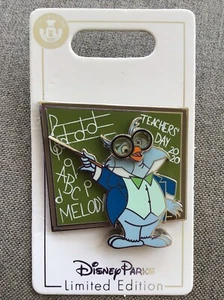 NEW Disney Parks Trading Pin Teachers Day LE 2020 Owl Professor NEW ON CARD - Picture 1 of 3