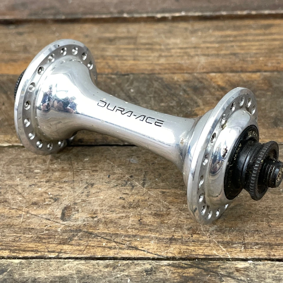 Vintage Shimano Dura Ace Front Hub 36 Hole 100 mm QR Quick Release 36h 7400 A4 - Image 1 of 4