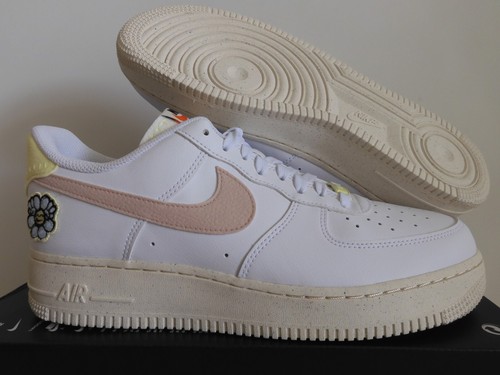 WMNS NIKE AIR FORCE 1 07 SE NN NEXT NATURE BIANCO ROSA OXFORD TAGLIA 12 [DJ6377 100]