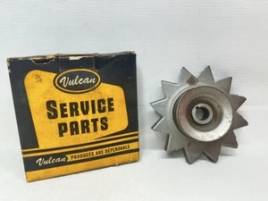 1952-1958 Ford 6 Cyl. NORS Generator Fan & Pulley 1953 54 55 56 57 #FAA-10130-A - Picture 1 of 5