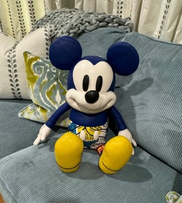 РЕДКАЯ коллекционная кукла Keith Haring ТРЕНЕР Disney средний размер Микки Маус новая без ценников - Изображение 1 из 4