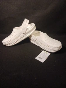 NEW Crocs Off Grid Clog White Unisex 209501-100 Men's Size 6/Women's Size 8 - Picture 1 of 12