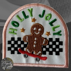 Holly Jolly mit Lebkuchenmann Bügelbild Patch bunt bestickt Applikation - Bild 1 von 3