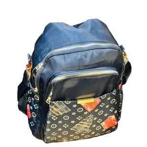 Mochila de viaje con cremallera para mujer - Imagen 1 de 5