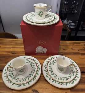 Lenox Holiday 9-teiliges Set - 3 Speiseteller, 3 Salatteller, 3 Tassen - Neu im Karton - Bild 1 von 11