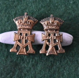The Green Howards (Alexandra, POW's Own Yorkshire Regt) Collar badges - Pre 1950 - Picture 1 of 4