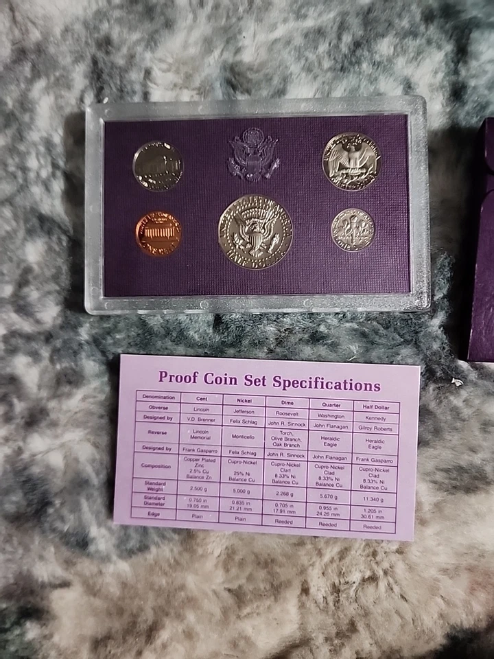 1987 and 1989 Mint Proof Sets United States Mint - Image 1 of 4