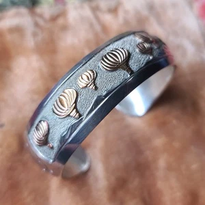 Navajo Sterlingsilber Geschichtenerzähler Manschette Armband Heißluftballons Wilson Tsosie - Bild 1 von 22